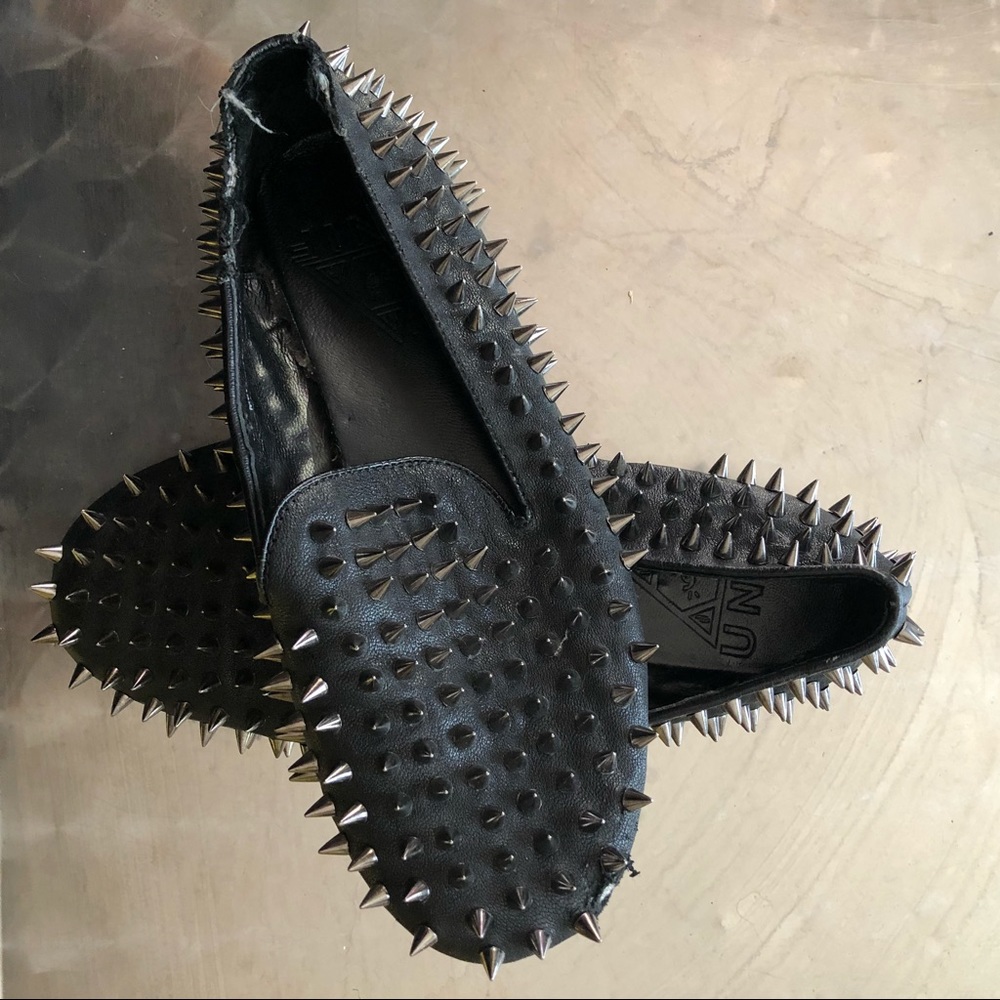 Discontinued UNIF hell raisers